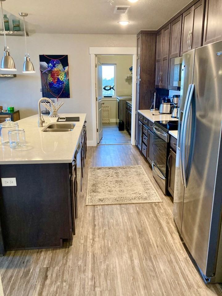 2751 Iowa Dr #301 - Photo 4 of 24