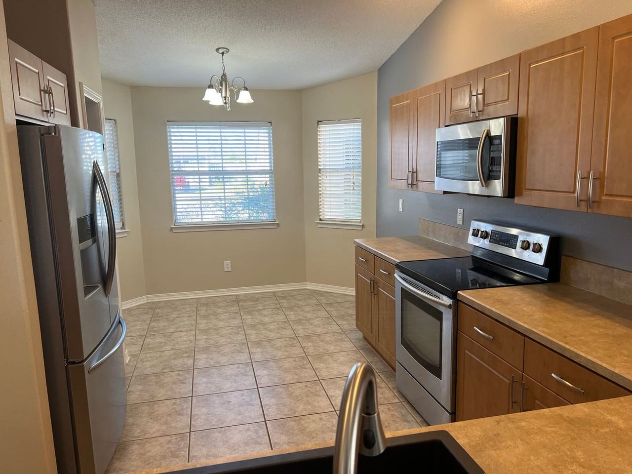 3437 Cherry Ridge Road - Photo 4 of 17