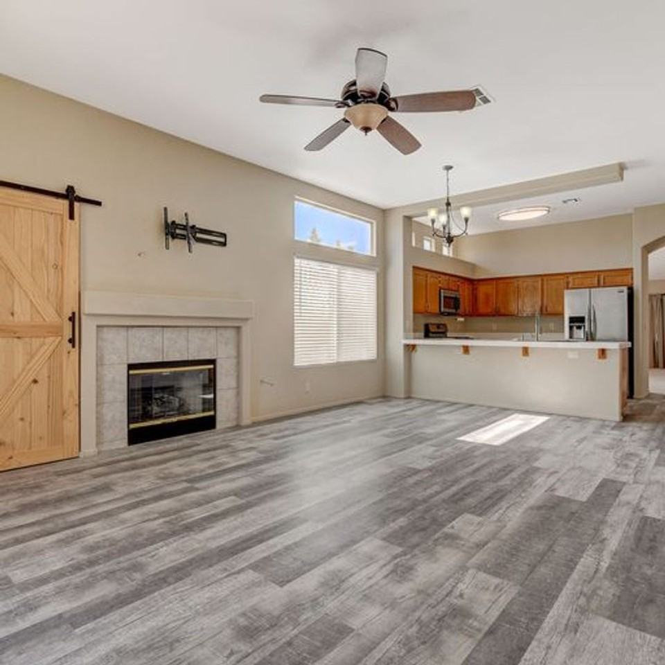 5022 Vista Loma Way - Photo 5 of 18