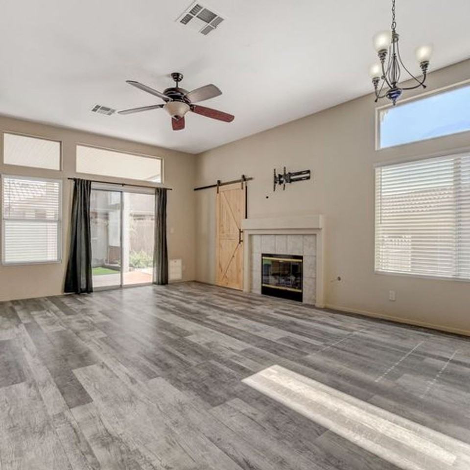 5022 Vista Loma Way - Photo 6 of 18