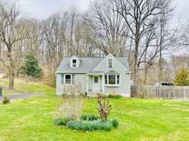 featured image of 6 Aquia Ave