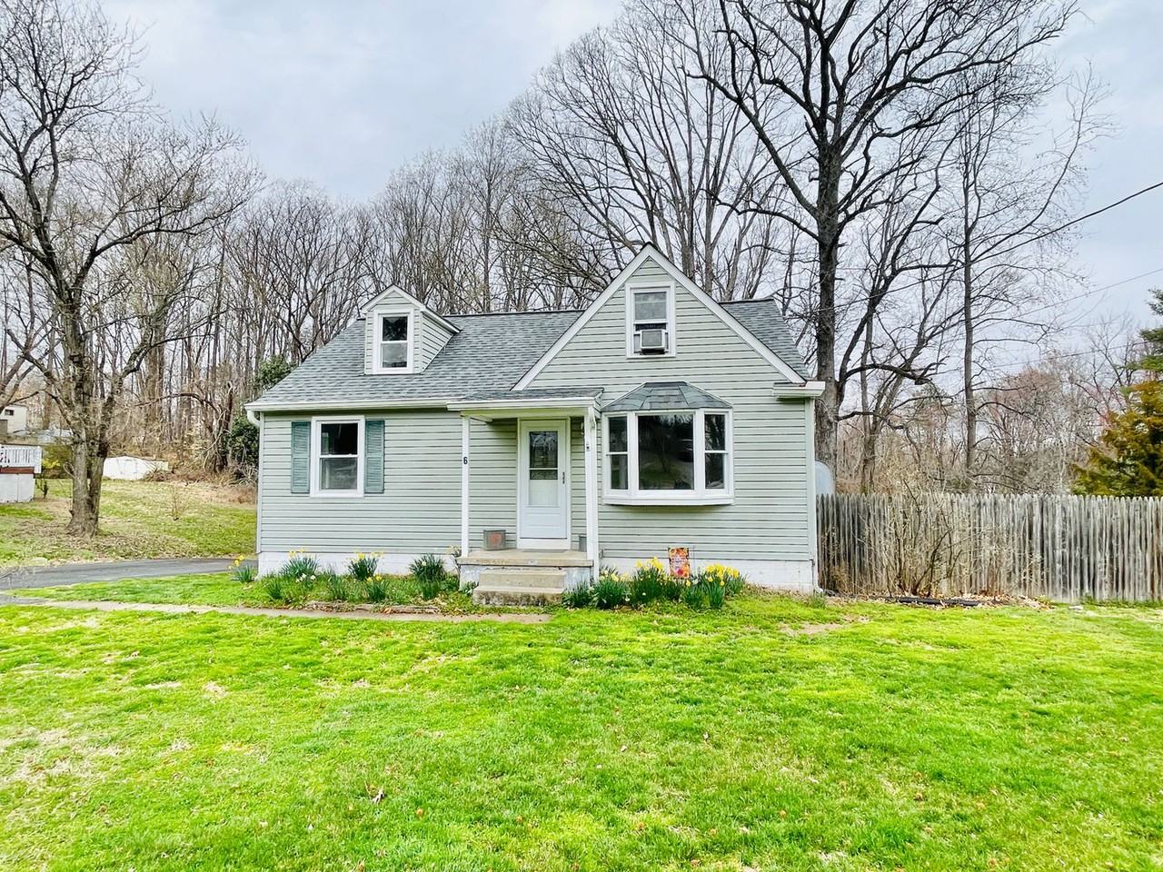 6 Aquia Ave - Photo 2 of 18