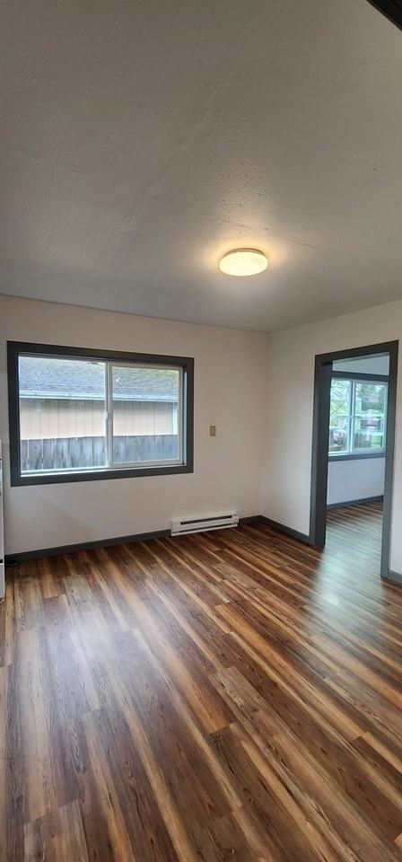 316 Beech St - Photo 5 of 17