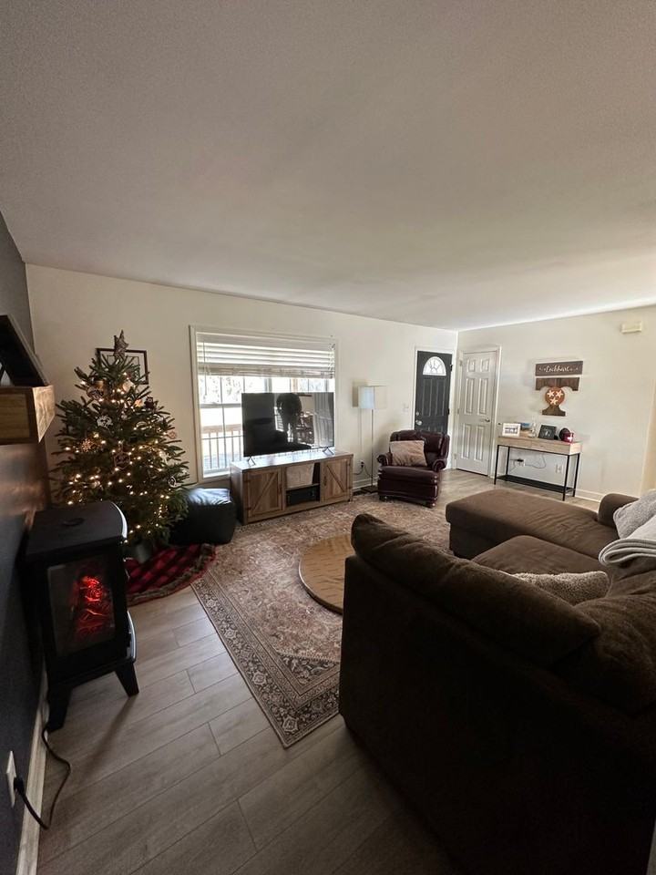 249 Noahs Rd - Photo 2 of 12