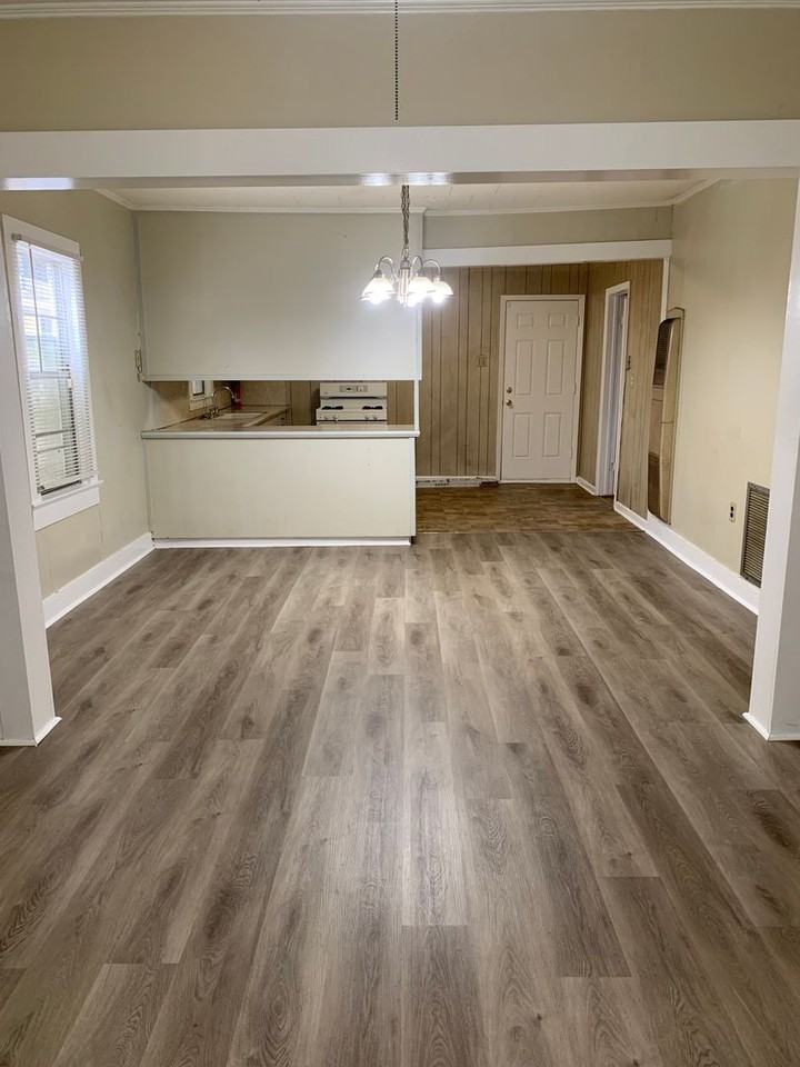 319 Tissington St - Photo 3 of 7