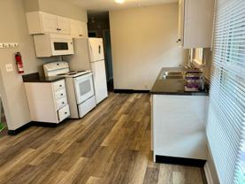 1423 N Kinser Pike - Photo 1 of 1