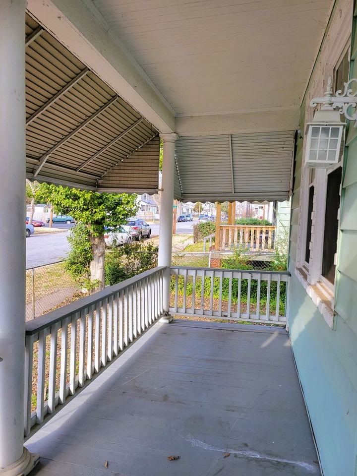 1617 N 21st St - Photo 2 of 21