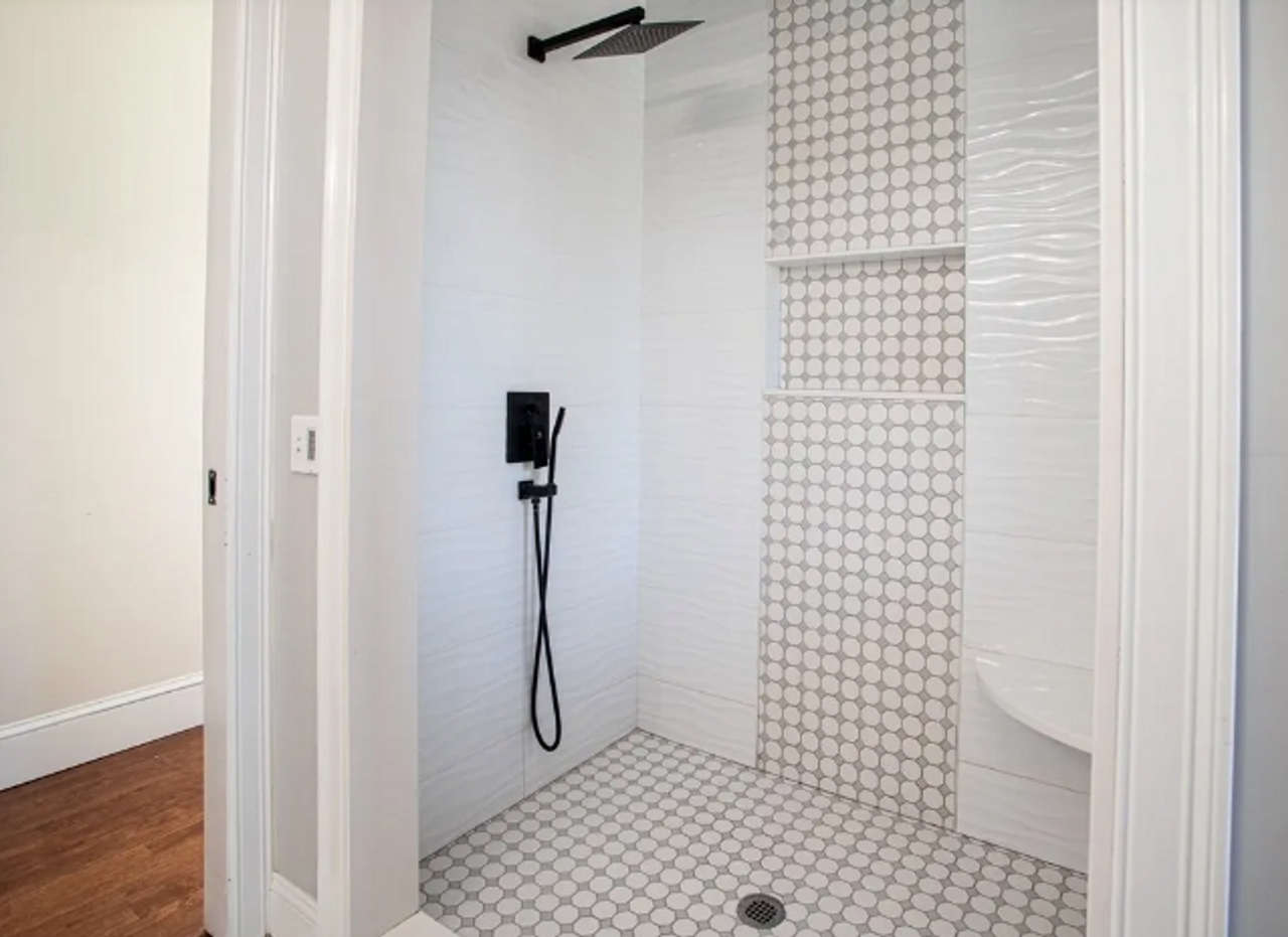 28 Maple St - Photo 3 of 27