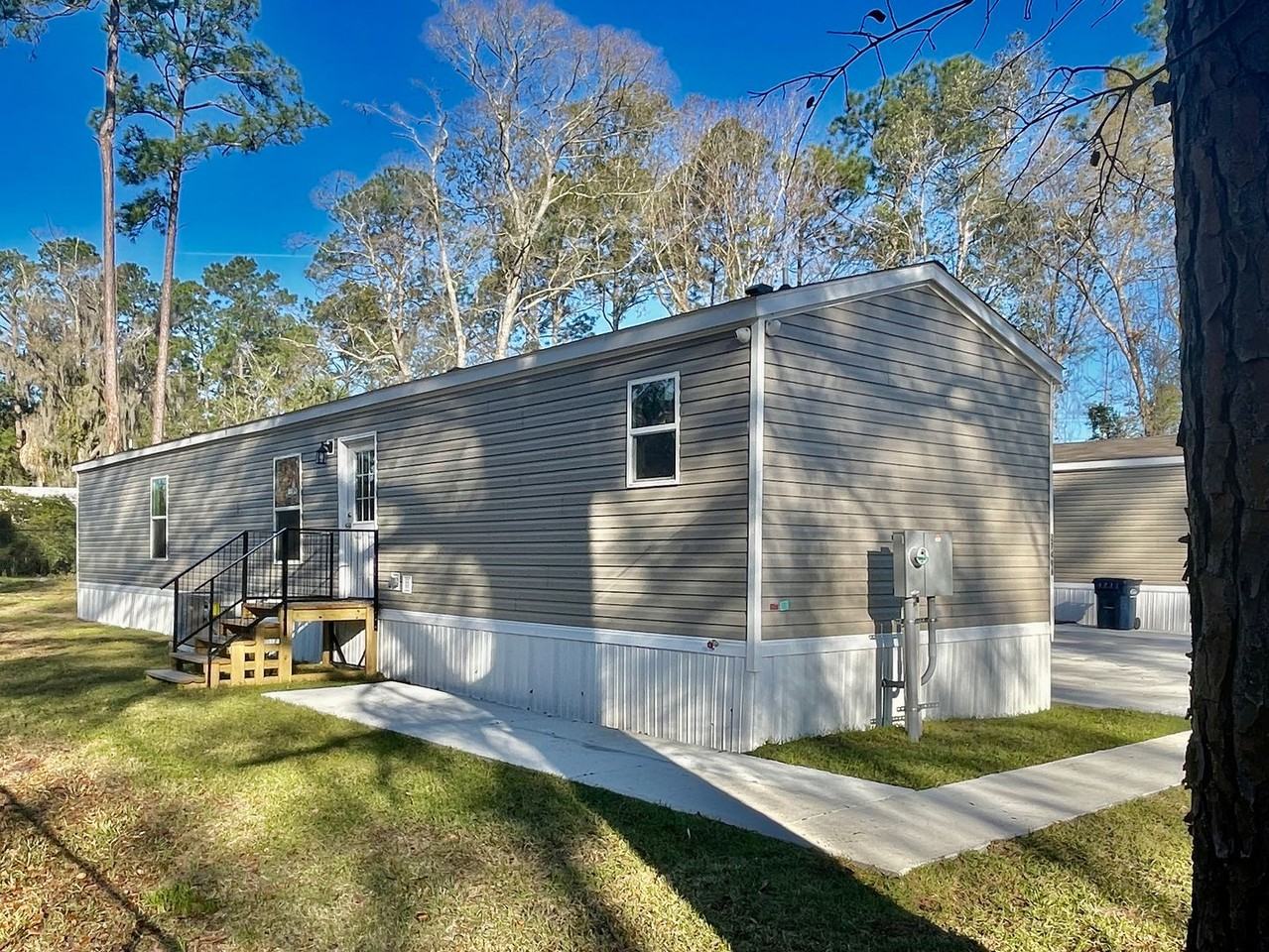 27496 Ohio St - Photo 2 of 14