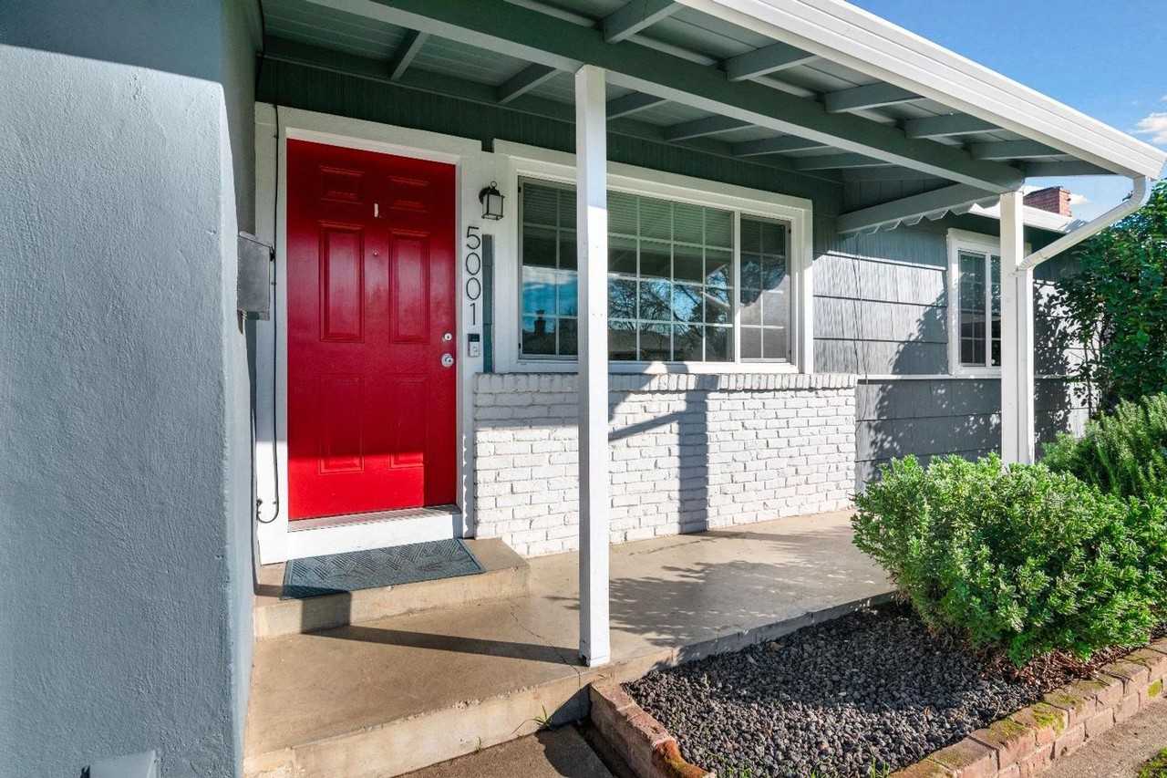 5001 Lippitt Ln - Photo 2 of 24