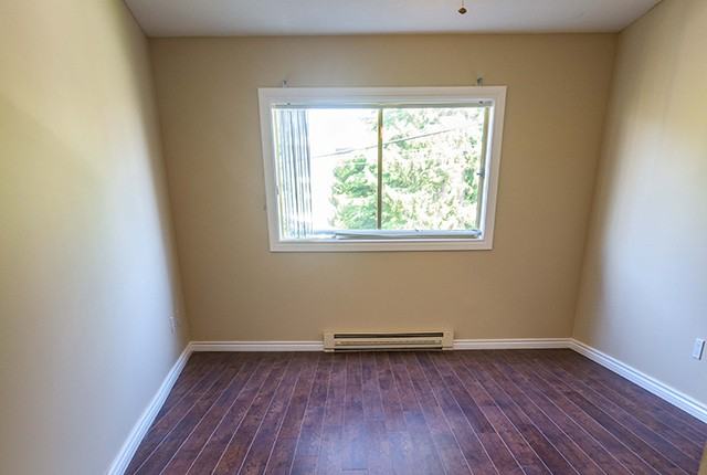 Buckingham Manor Apartments 967 Collinson St, Victoria, BC V8V 3B7