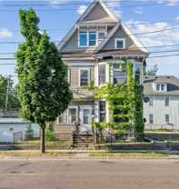 548 Minnehaha Ave E - Photo 1 of 1