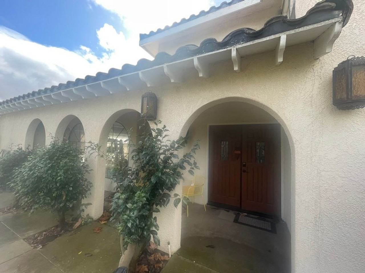 1430 Scenic View Way - Photo 3 of 11