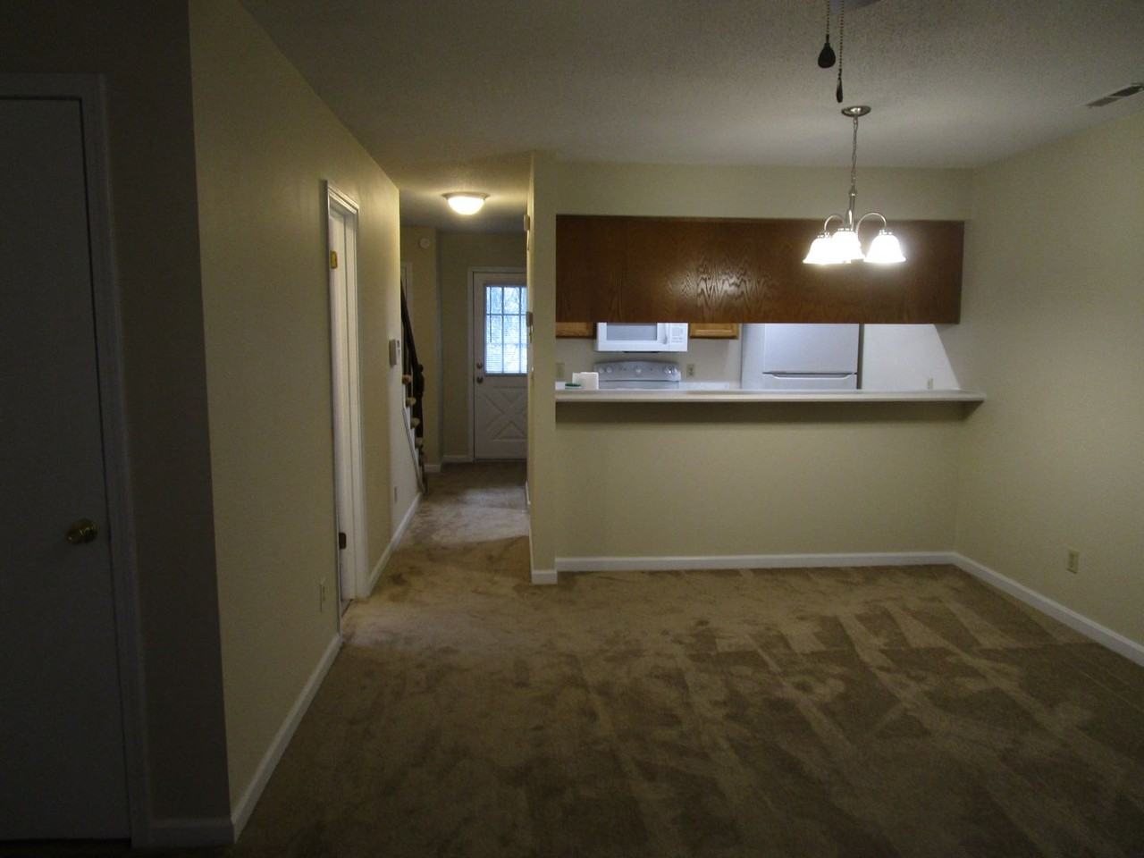 700A Archdale Dr - Photo 3 of 9