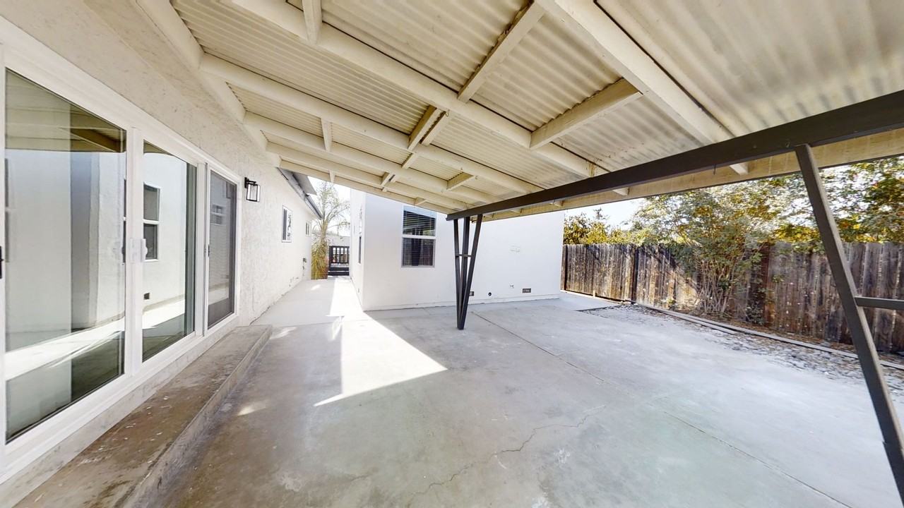 5088 Faber Way - Photo 4 of 19