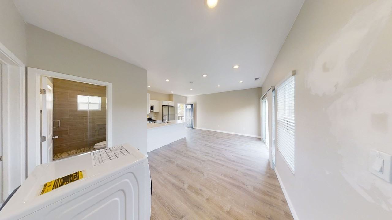 5088 Faber Way - Photo 6 of 19