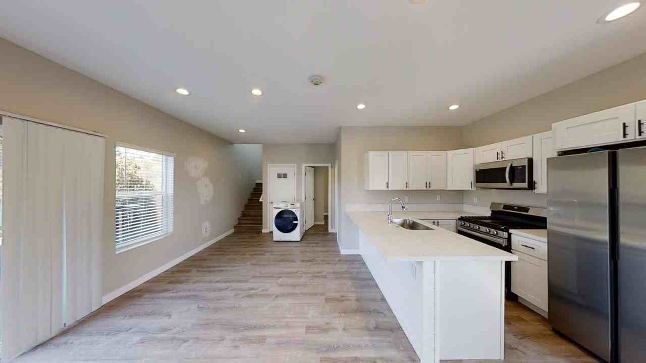 5088 Faber Way - Photo 7 of 19