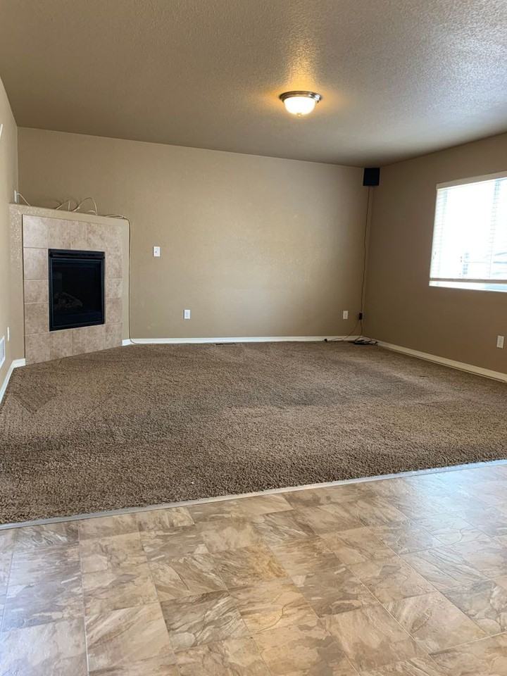 1004 Diamond Rim Dr - Photo 5 of 34