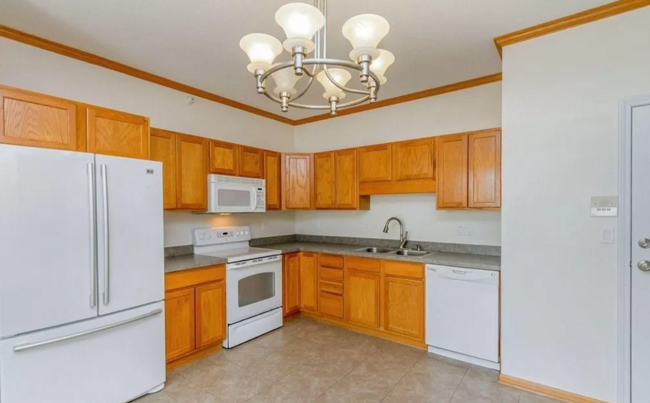 4511 Twain Cir #204 - Photo 5 of 13