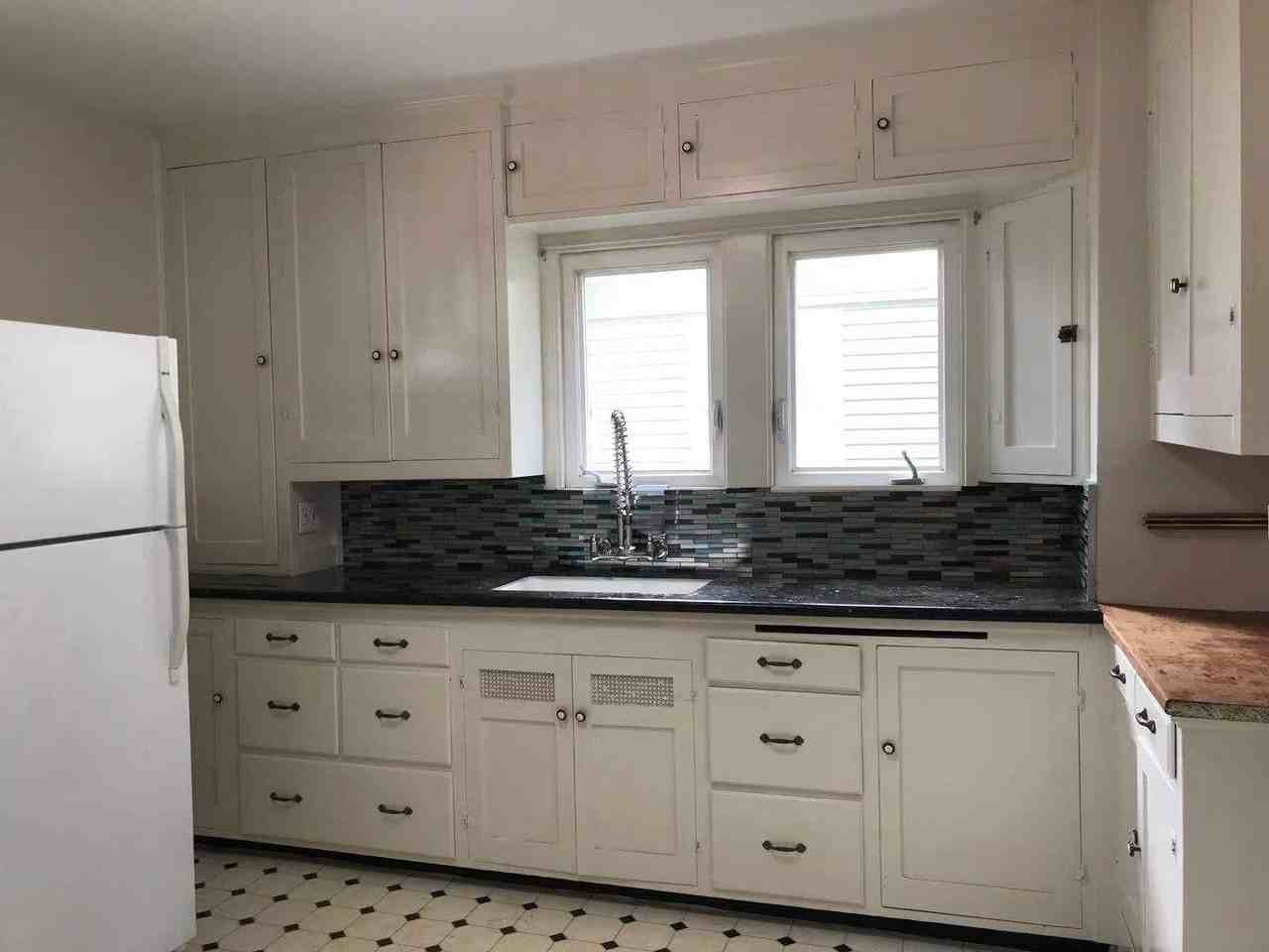 5058 7th Ave Ne - Photo 7 of 31