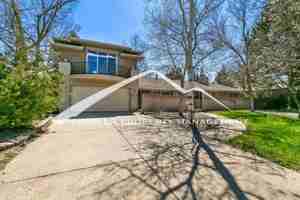 featured image of 275 N Monaco Street Pkwy