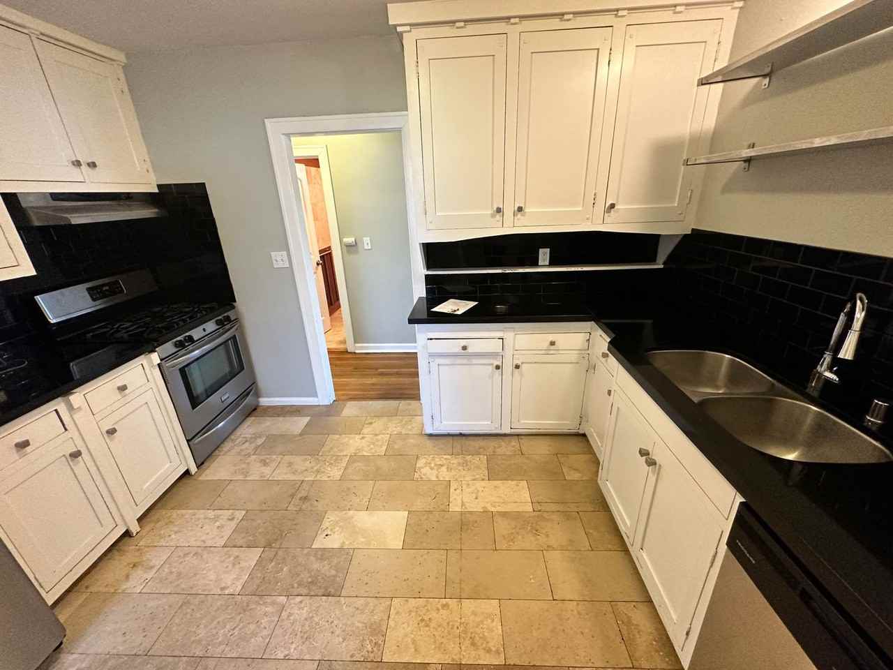 4861 Art St - Photo 7 of 21
