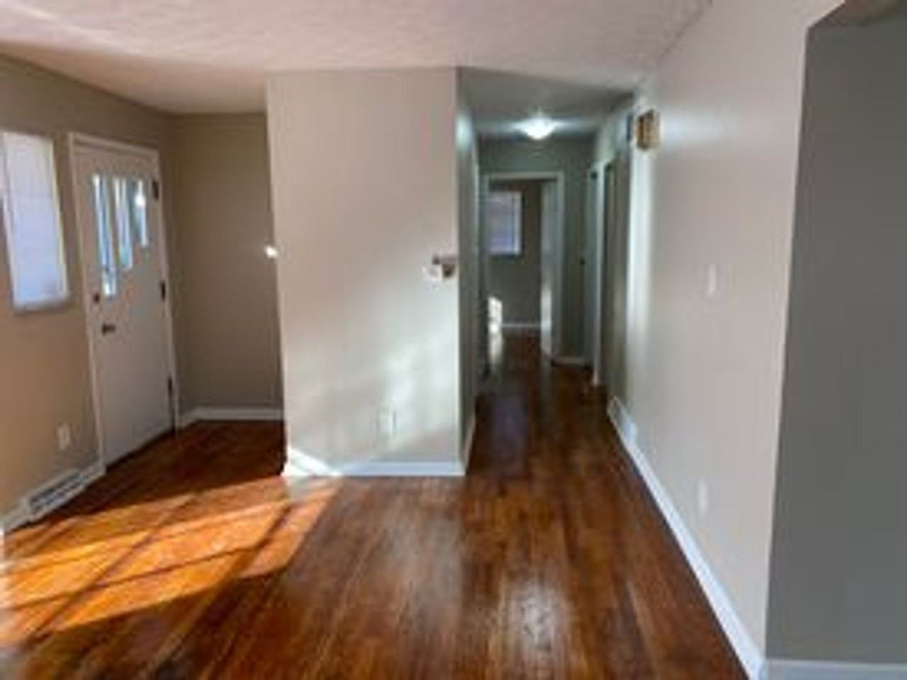 1330 Miller Ave - Photo 3 of 44