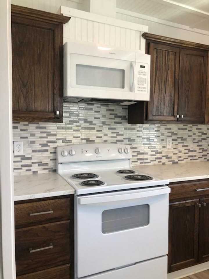 2177 Curry Rd - Photo 2 of 18