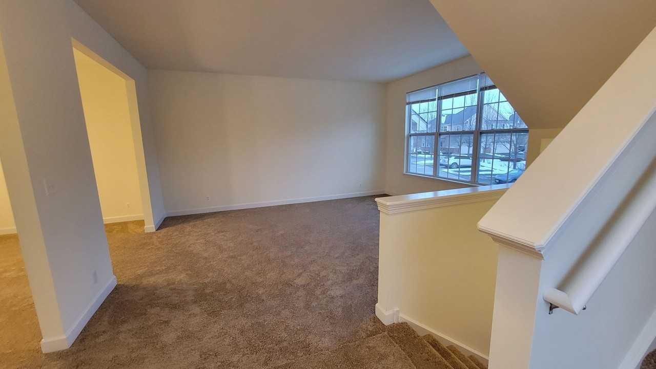 11 Melrose Ct - Photo 2 of 31