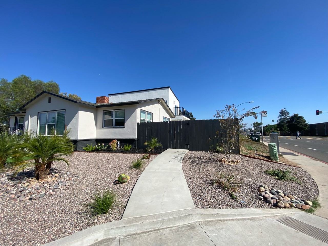 5007 La Dorna Street - Photo 4 of 17