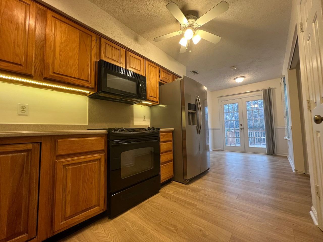 6428 Whitewater Dr - Photo 4 of 18