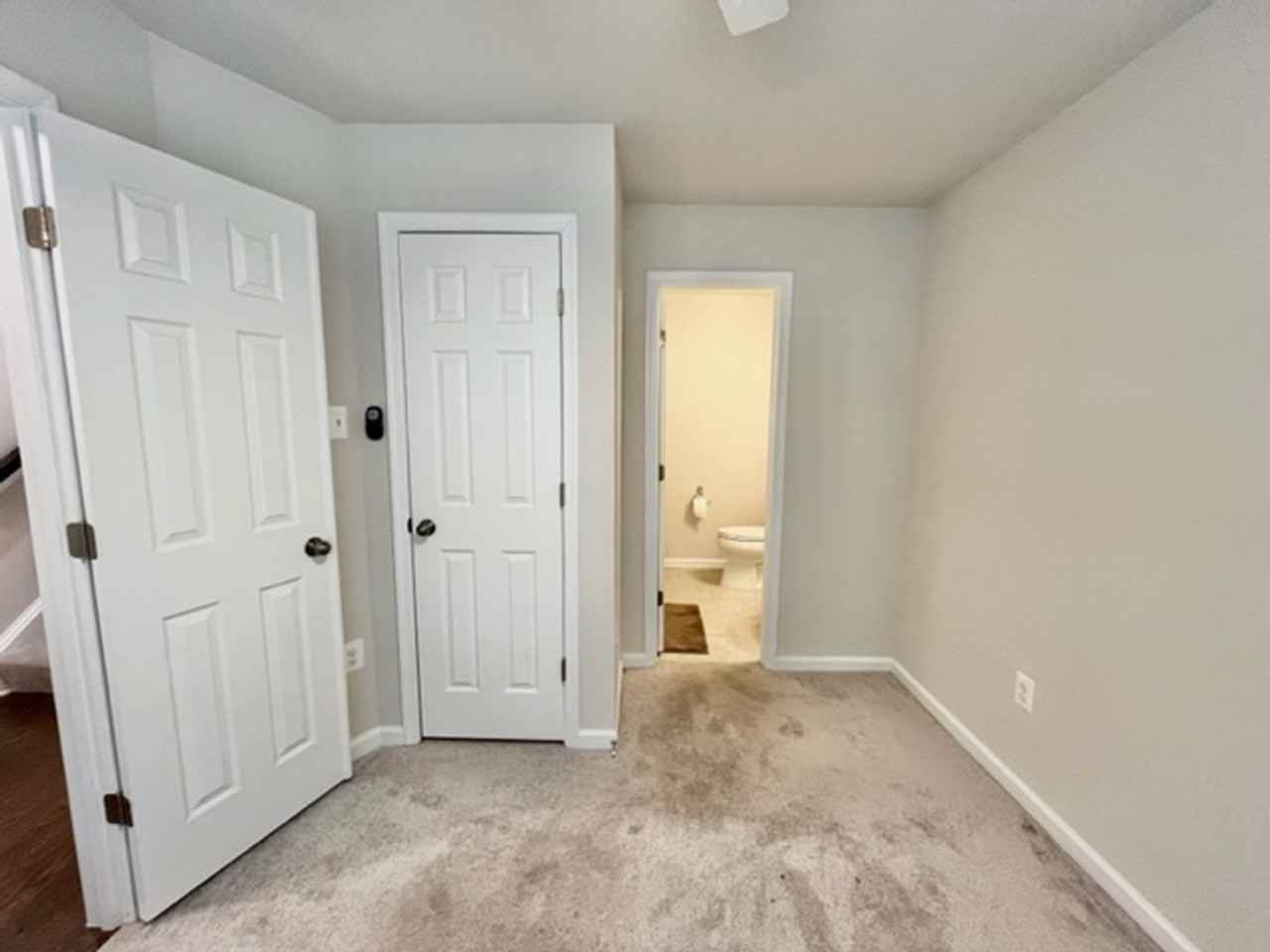 12511 Honey Locust Way - Photo 3 of 40