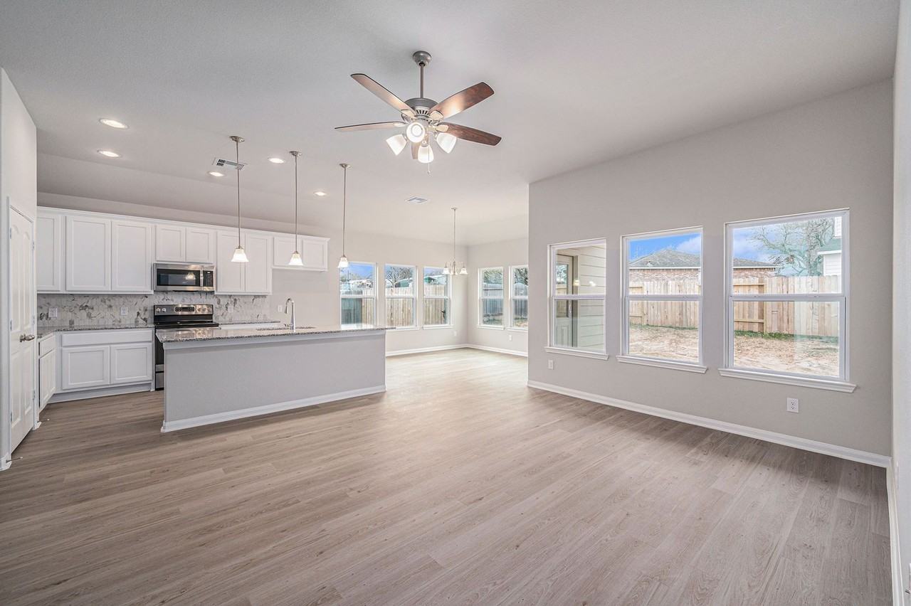 12983 Skyline Dr - Photo 4 of 19