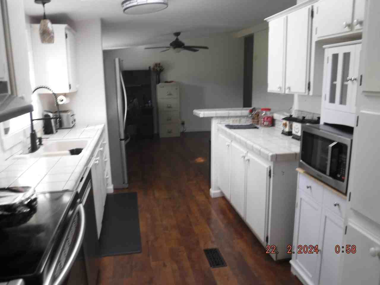 250 Bond Rd - Photo 3 of 12