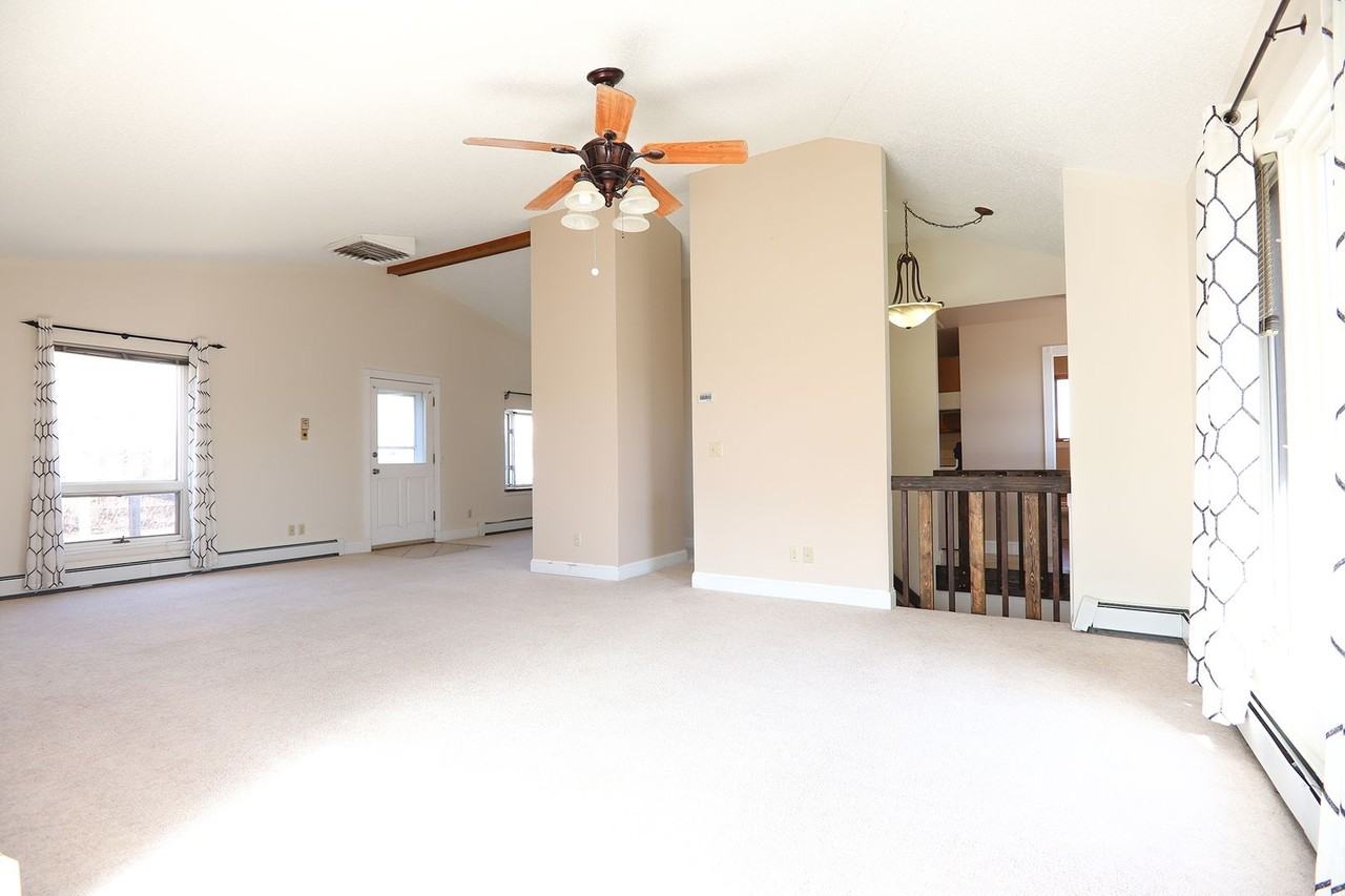 2260 Papago Ct - Photo 4 of 12