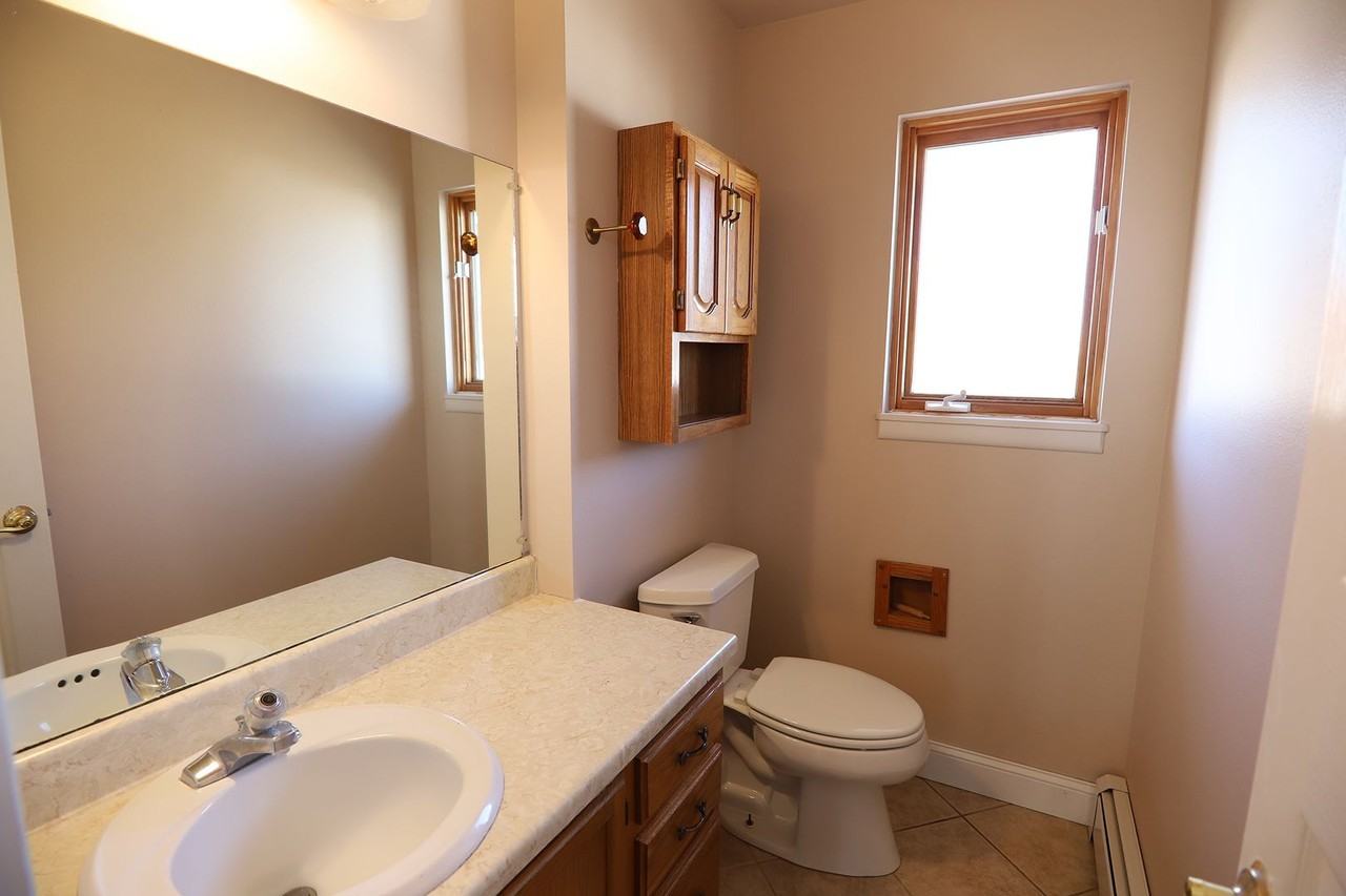 2260 Papago Ct - Photo 7 of 12