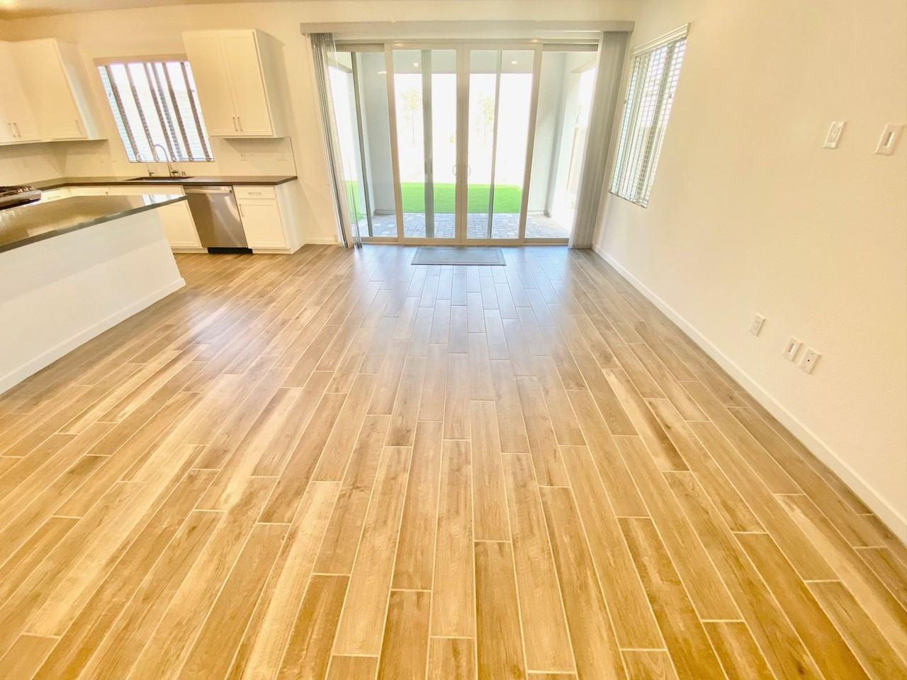 11620 Observation Point Ave - Photo 2 of 33