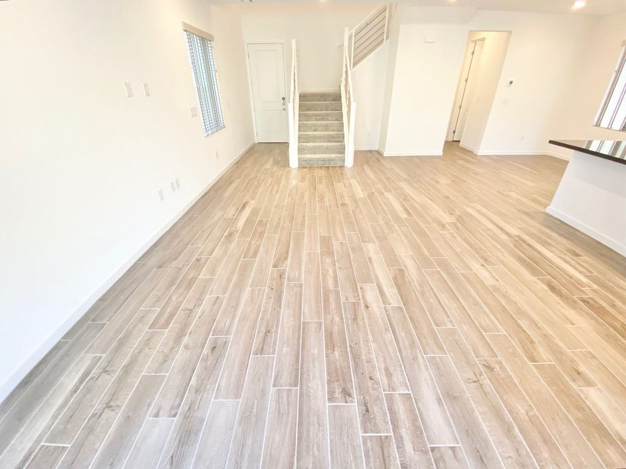 11620 Observation Point Ave - Photo 3 of 33