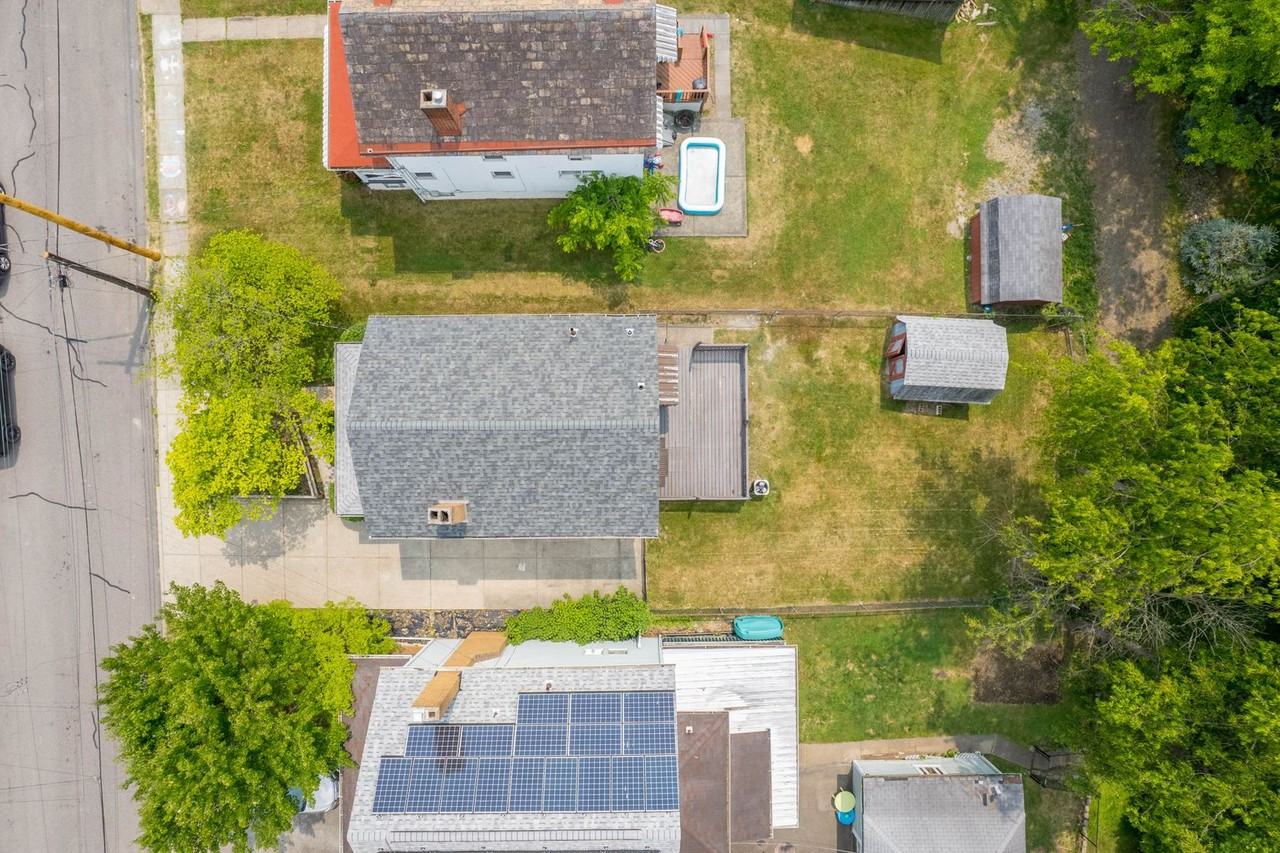 131 Patterson Ave - Photo 5 of 22