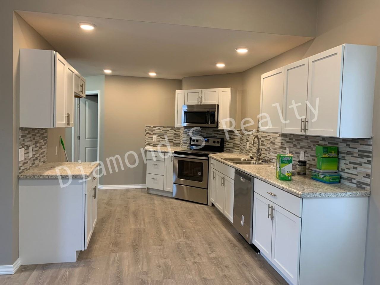 2733 W Colton - Photo 7 of 19