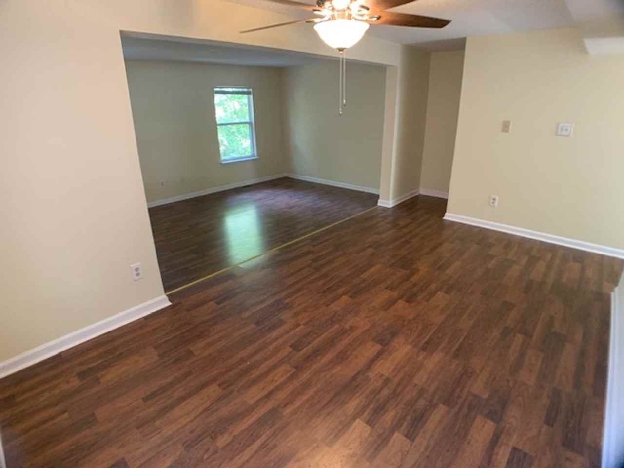 1806 Sara Ln - Photo 5 of 13