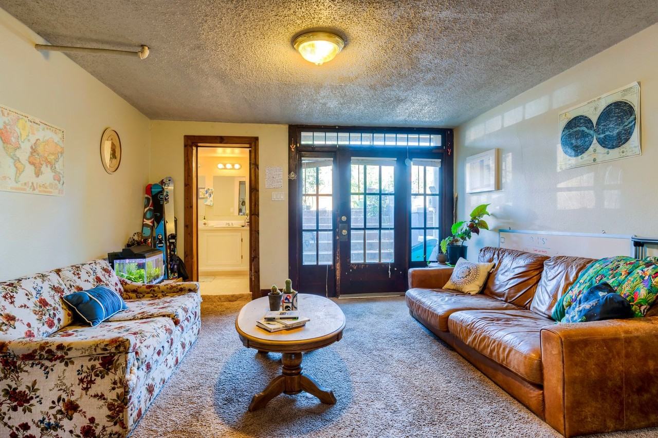 904 1/2 Remington St - Photo 2 of 11