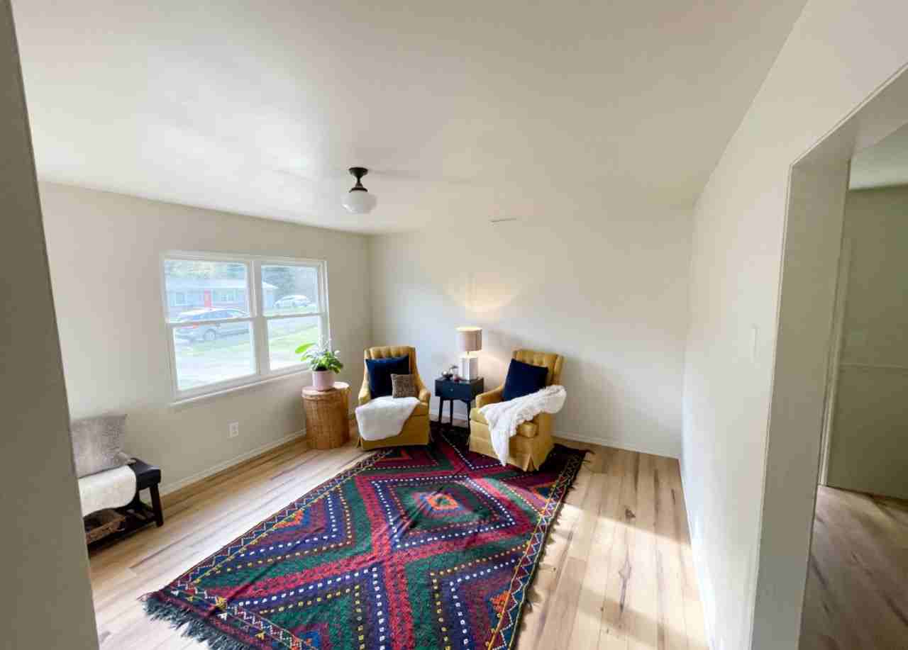 201 Kela Dr - Photo 3 of 13