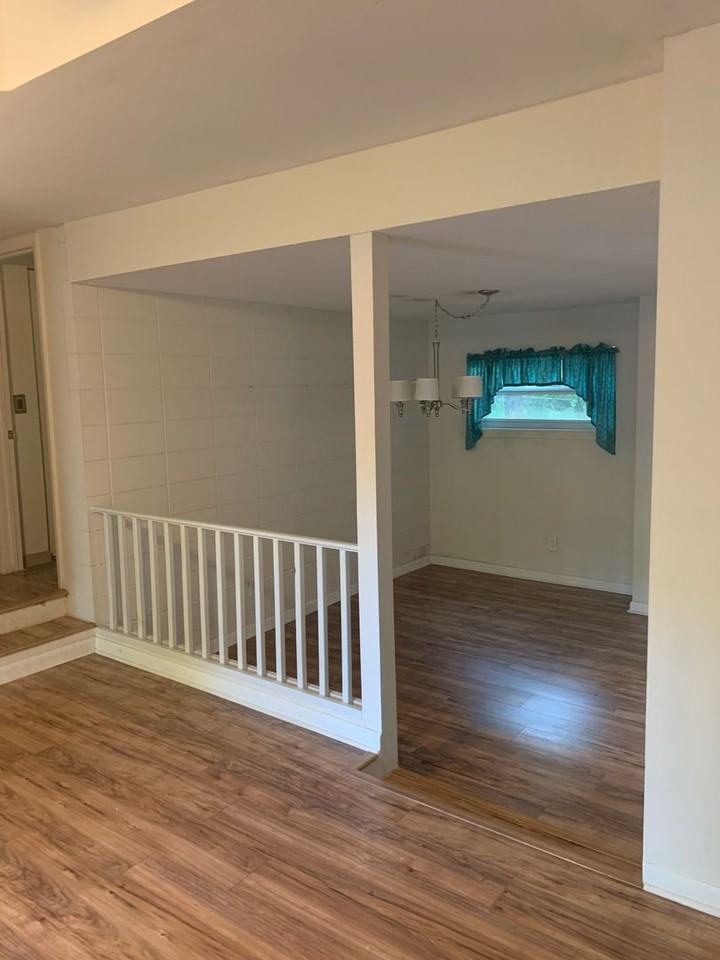 2221 Nw 54th Ter - Photo 3 of 23