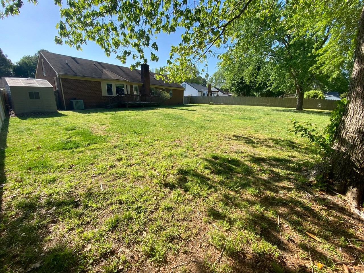 712 Gladesdale Dr - Photo 2 of 17