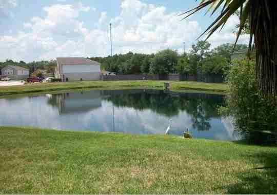 8440 Oak Crossing Dr W - Photo 3 of 13