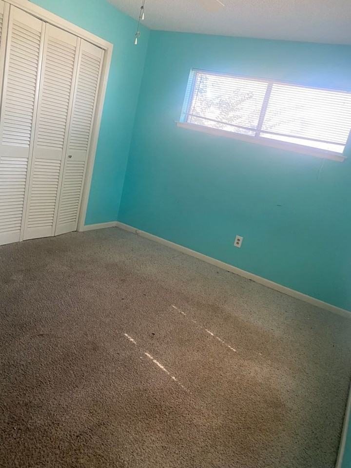 9324 Northedge Rd - Photo 3 of 15