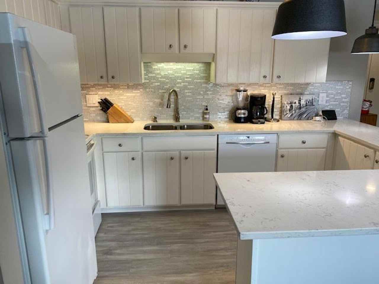 1153 Straight Creek Dr - Photo 3 of 27