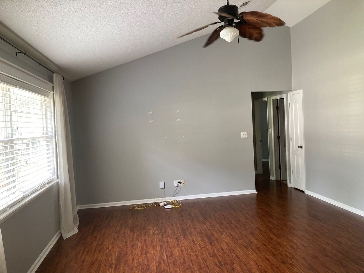 3057 Laredo Dr - Photo 7 of 22