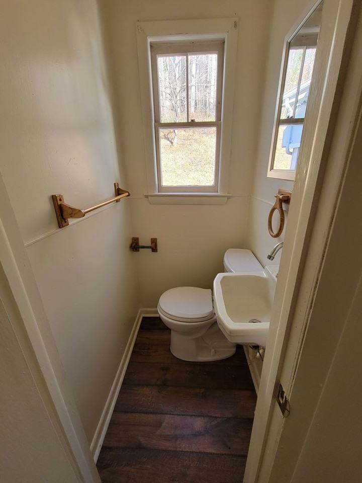 286 Hookers Gap Rd - Photo 2 of 19